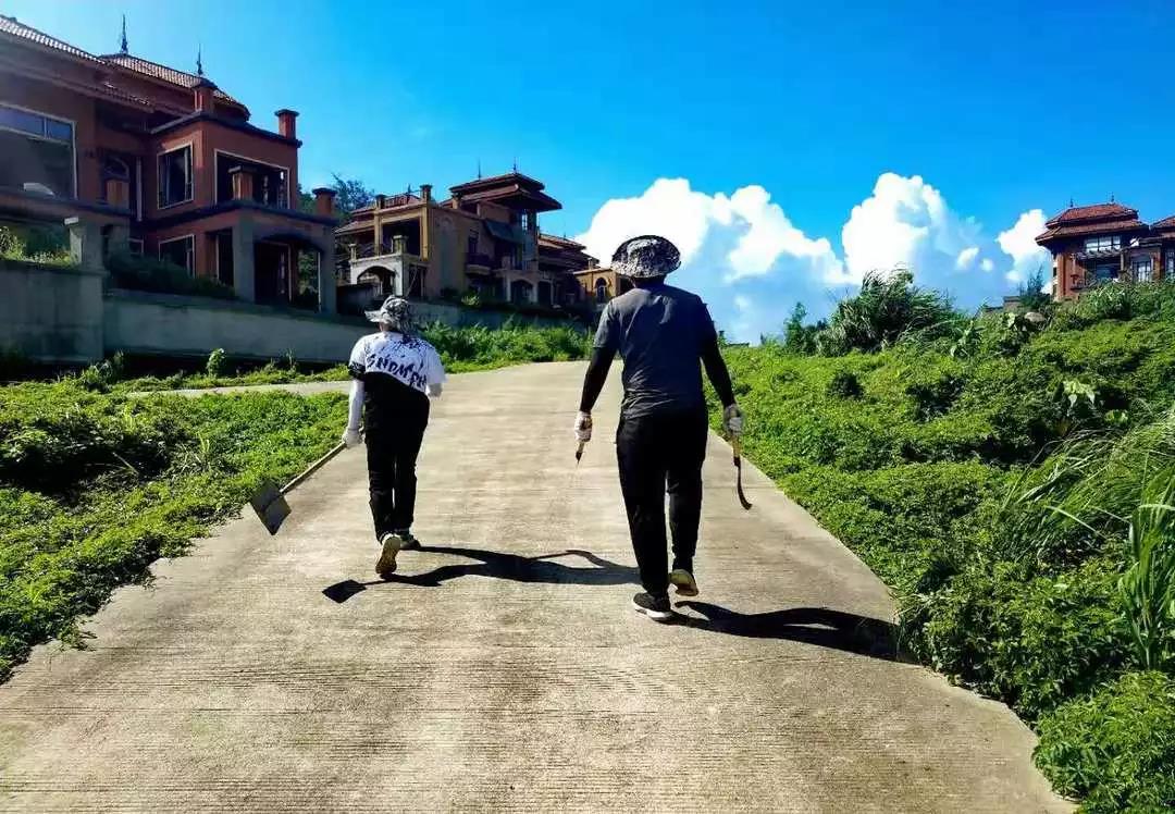 �������ŵ���Ŀ��ʵح����û�а��ߵ�·��ÿһ����������